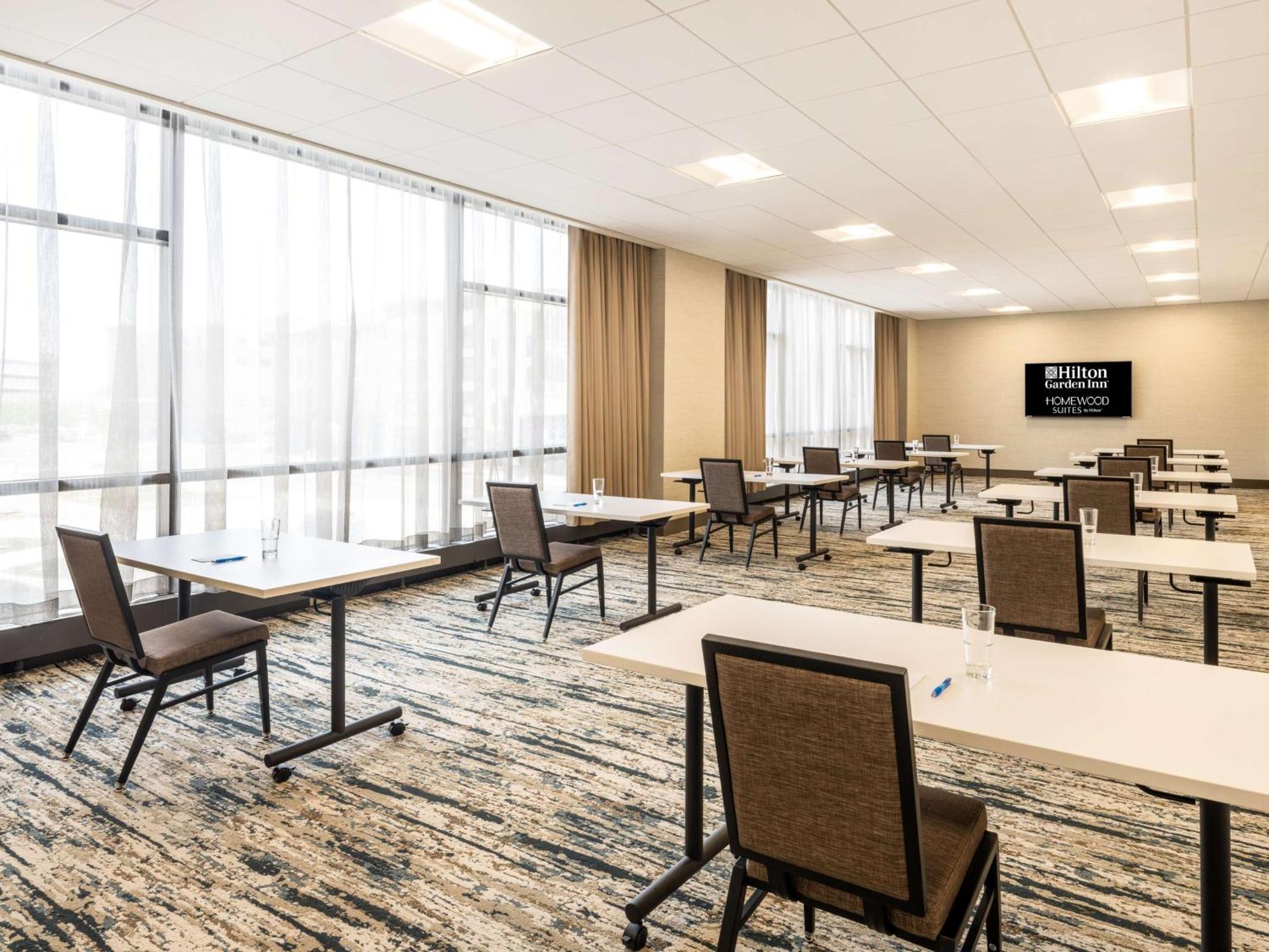 Homewood Suites By Hilton Toledo Downtown 외부 사진